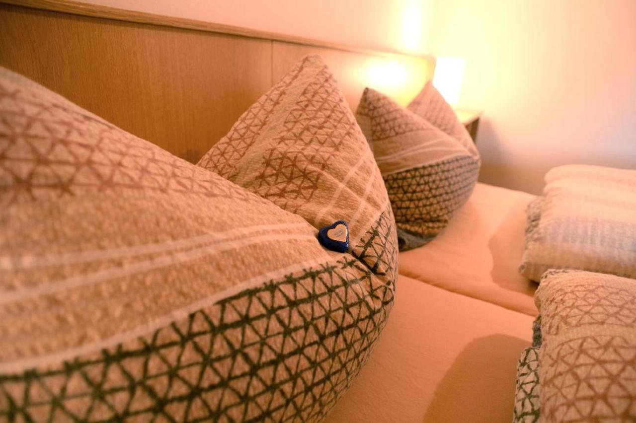 Ferienhaus Evi บิสชอฟไมส์ ภายนอก รูปภาพ